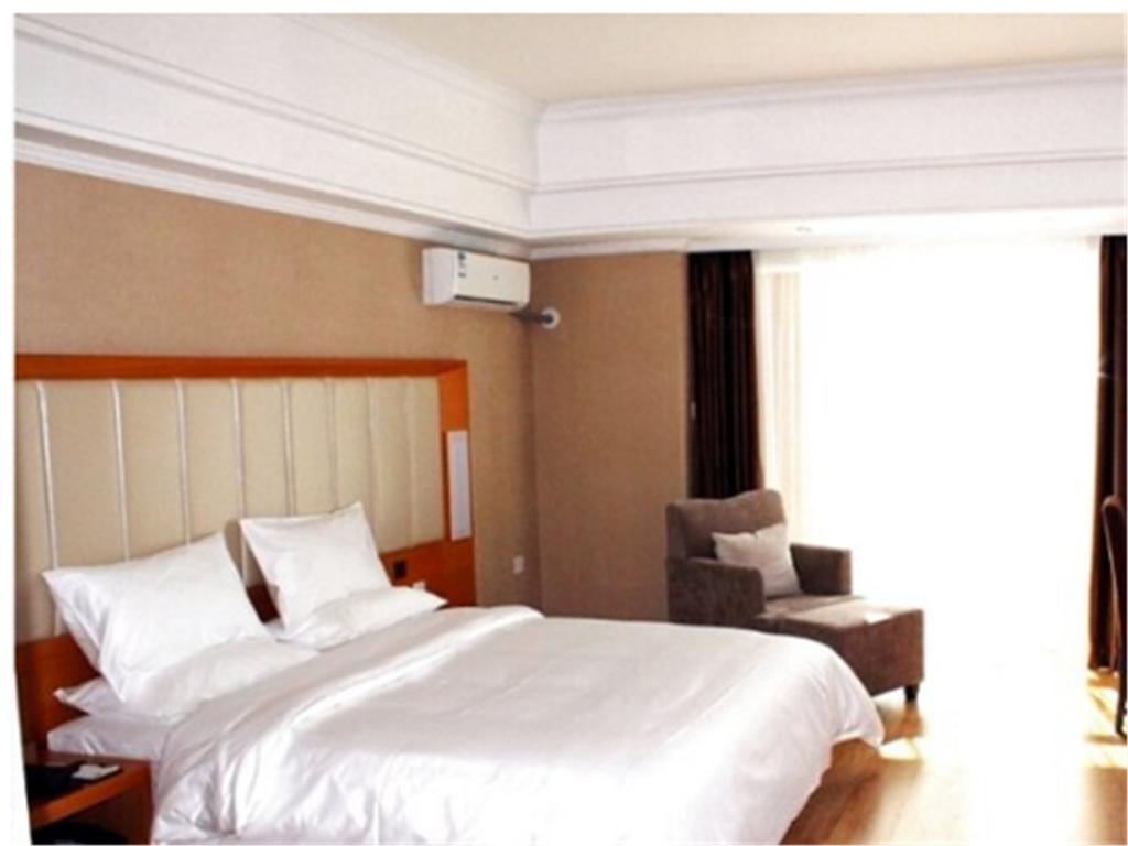 Starway Harbin West Wanda Hotel Room photo