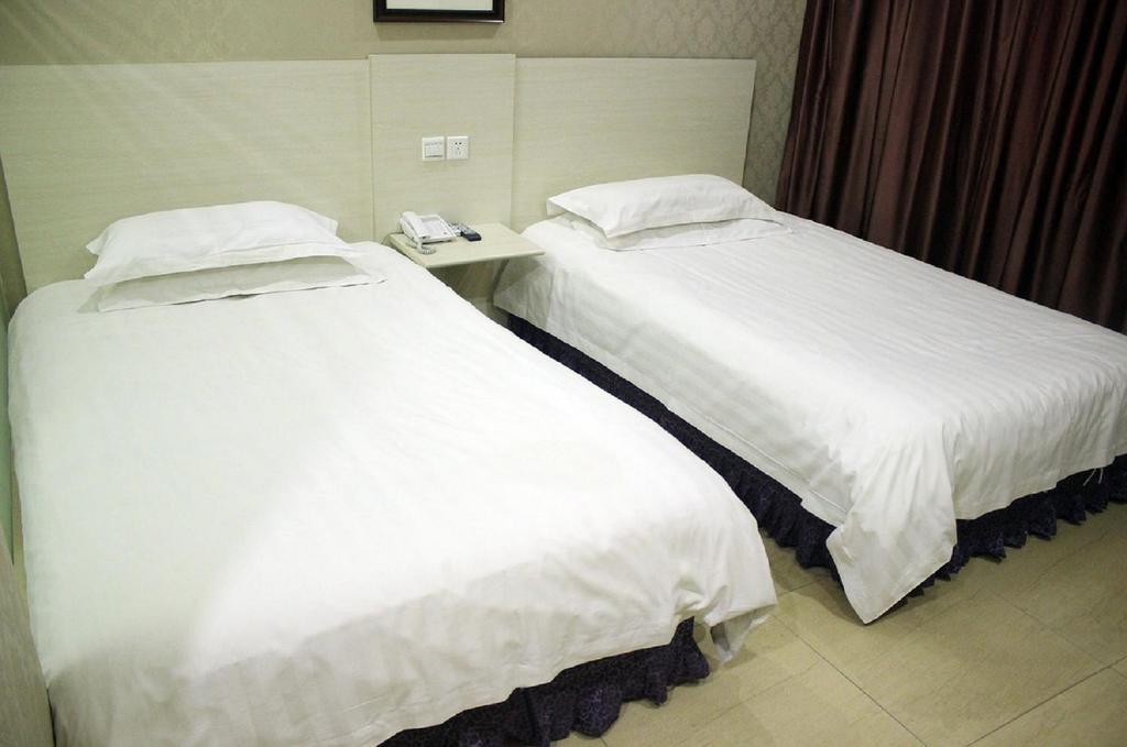 Starway Harbin West Wanda Hotel Room photo